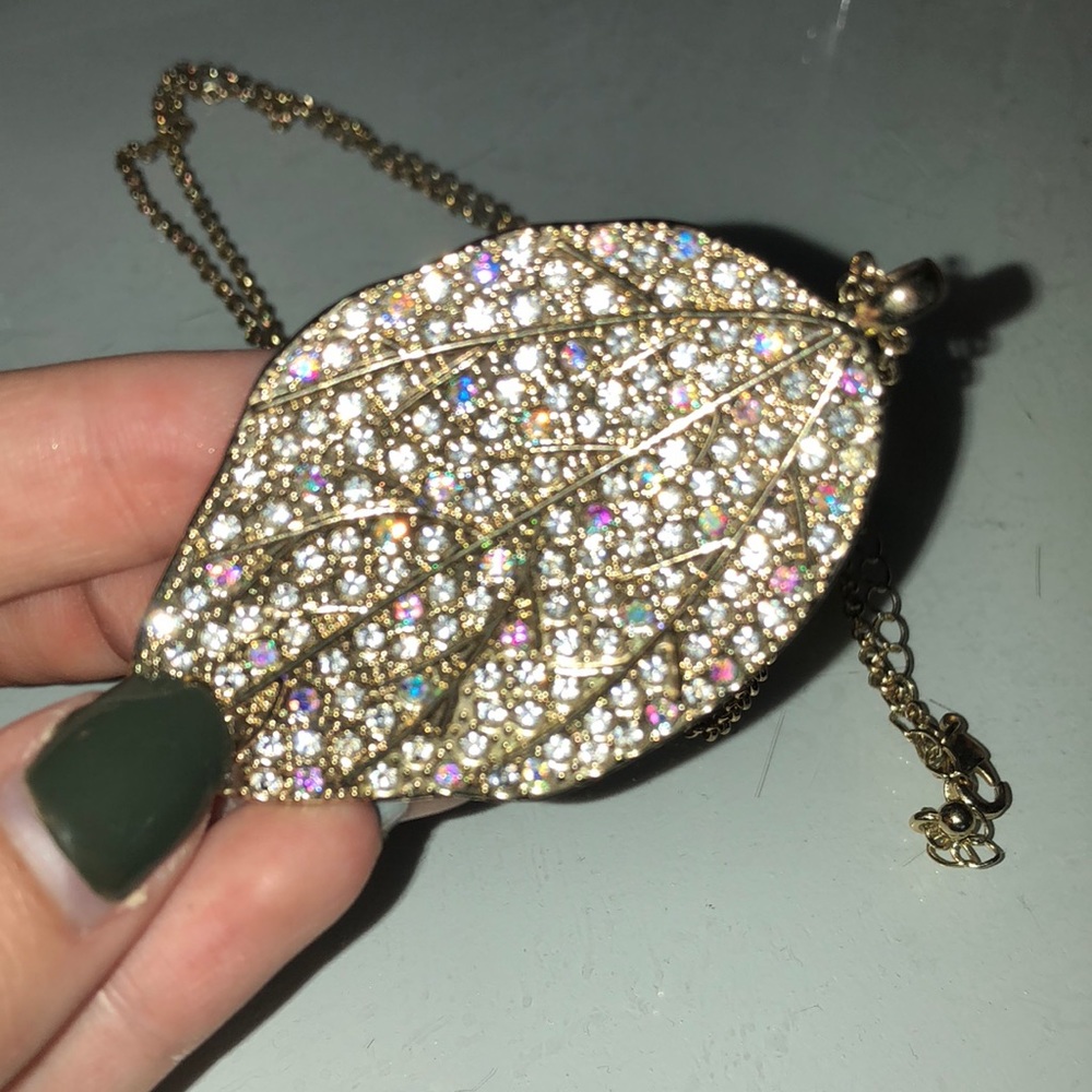 🍂Gold Rhinestone leaf necklace🍂